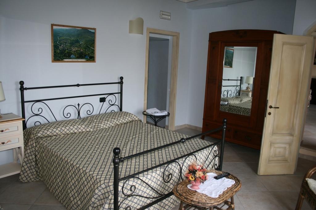 Casa Vacanze San Francesco Bagni San Filippo Ruang foto